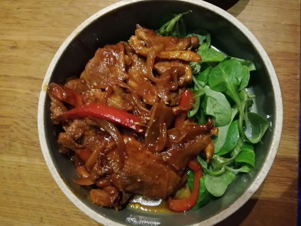 Porc Et Calamar Épices